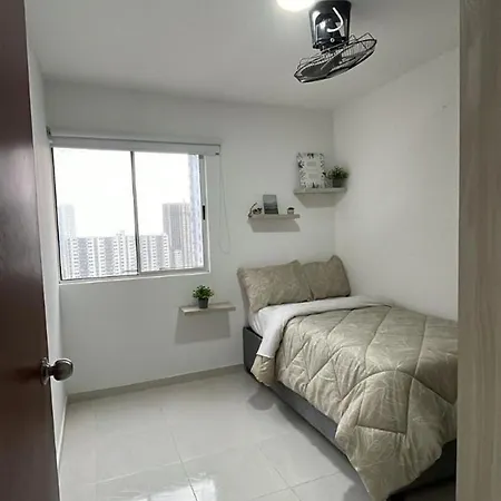 Cerca De La Playa Cartagena